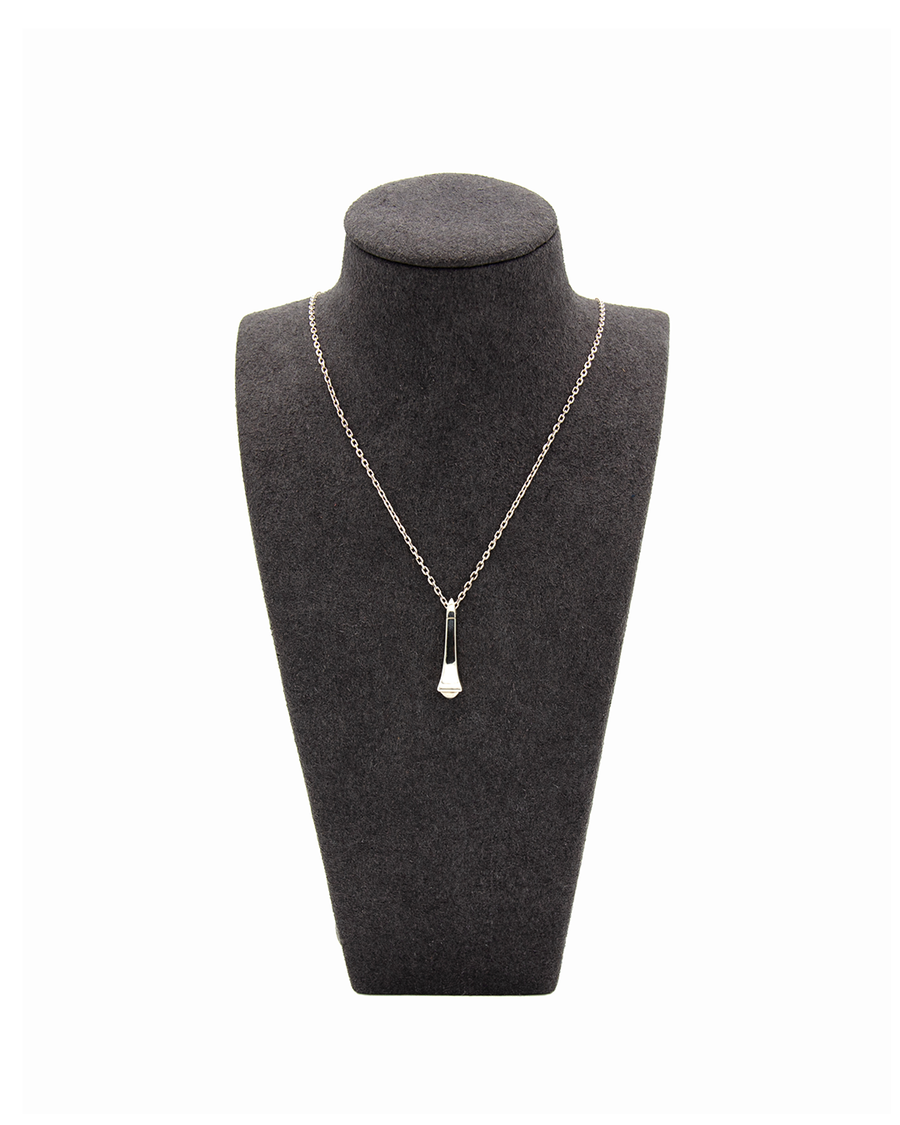 Pendentif « Les clous porte-bonheur de Sainte Dévote » · Petit modèle, argent